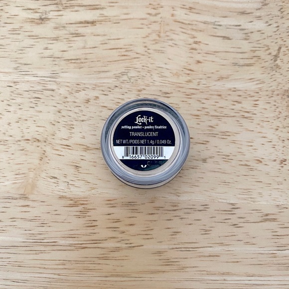 1.4 G Kat Von D Lock-It Setting Powder Mini - Picture 3 of 3